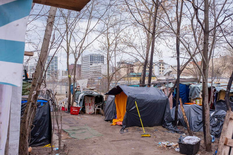s:16:"Obdachlosen-Camp";