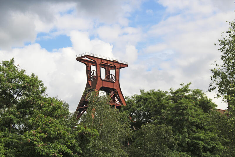 s:79:"Die Manifesta 16 Ruhr wird am 20. Juni auf Zeche Zollverein in Essen eröffnet.";
