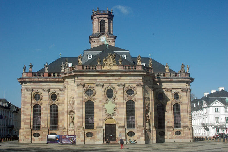 s:26:"Saarbrücker Ludwigskirche";