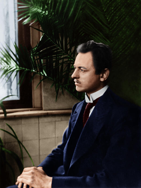 s:15:"Kurt Schwitters";