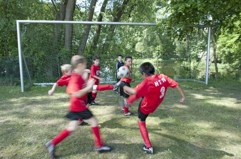 s:93:"Mit den Fördermitteln sollen unter anderem Kosten für den Sportverein mitfinanziert werden.";