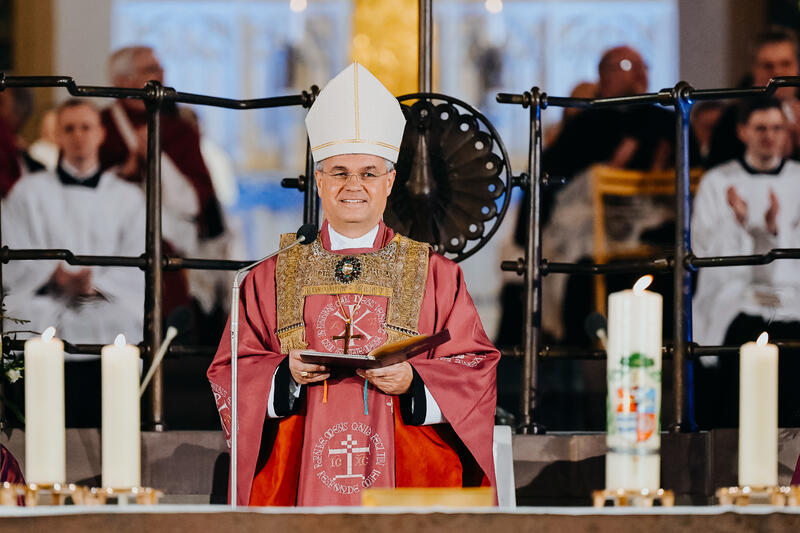 s:39:"Paderborner Erzbischof Udo Markus Bentz";
