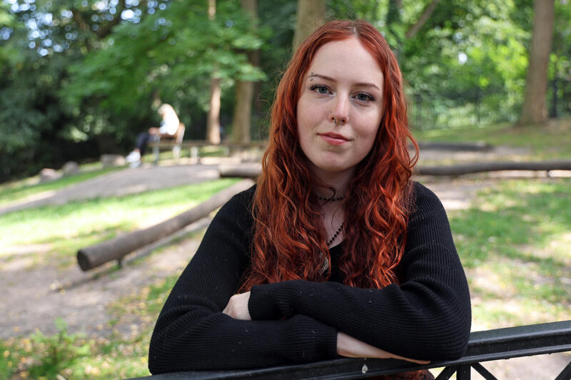 s:49:"Freiwilligendienste: Hilfe ja - aber wovon leben?";