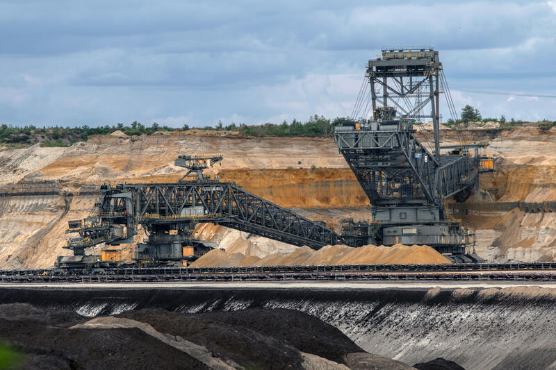 s:143:"Subventionen für fossile Brennstoffe wie Öl, Gas und Kohle fördern weiterhin deren Verbrauch und behindern den Ausbau erneuerbarer Energien.";