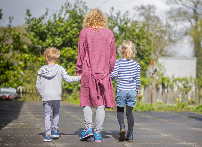 s:64:"Die Zusammenlegung von Sozialleistungen kann Betroffenen helfen.";