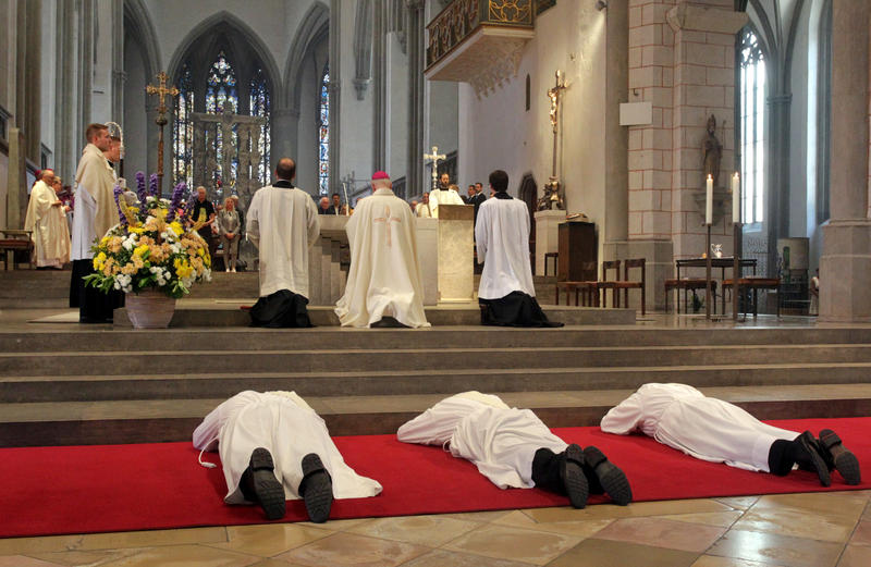 s:31:"Priesterweihe im Ausgburger Dom";