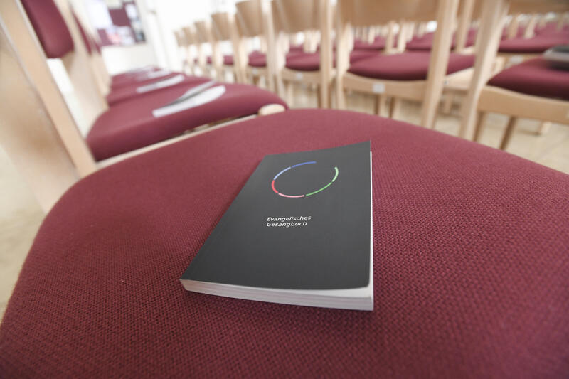 s:40:"Erprobungsband des neuen ev. Gesangbuchs";