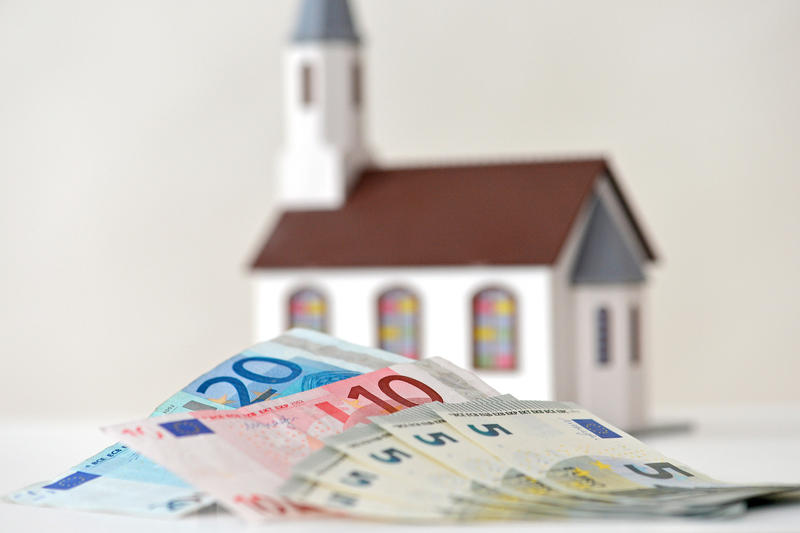 s:54:"Freiwillige Förderbeiträge für evangelische Schulen";