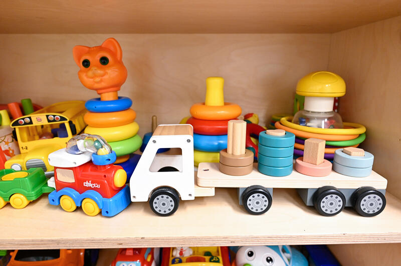 s:17:"Kinderspielsachen";