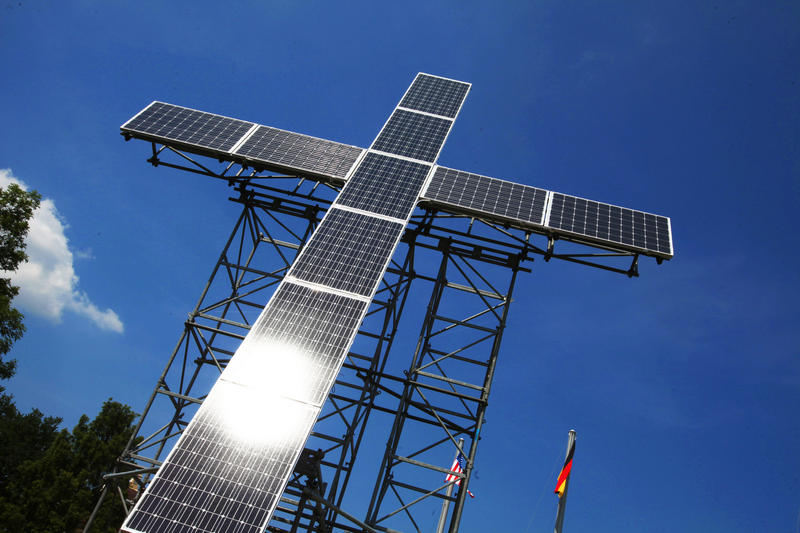 s:10:"Solarkreuz";