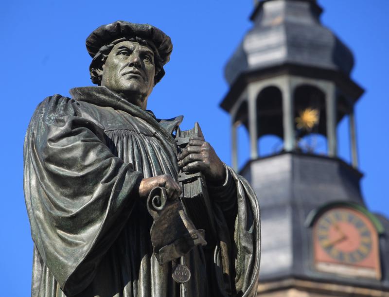 s:30:"Reformationstag am 31. Oktober";
