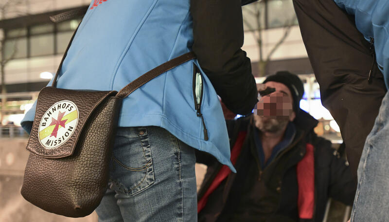 s:40:"Bahnhofsmission: Sozialarbeit im Bahnhof";