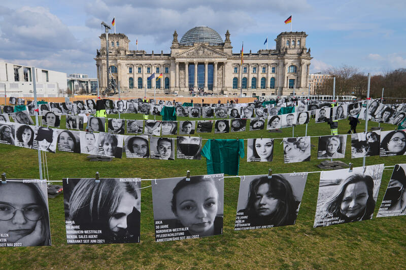 s:48:"Chronisch erkrankt: Wenn das Leben zur Qual wird";